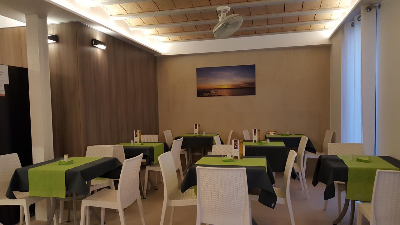 Hotel Isla Plana Табарка Экстерьер фото