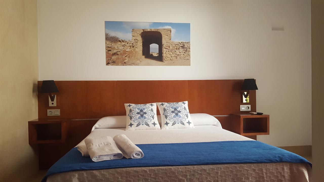 Hotel Isla Plana Табарка Экстерьер фото